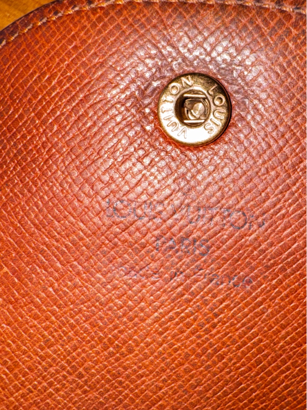 Louis Vuitton
LV Monogram Coated Canvas Pochette Porte-Monnaie - Picture 12 of 12